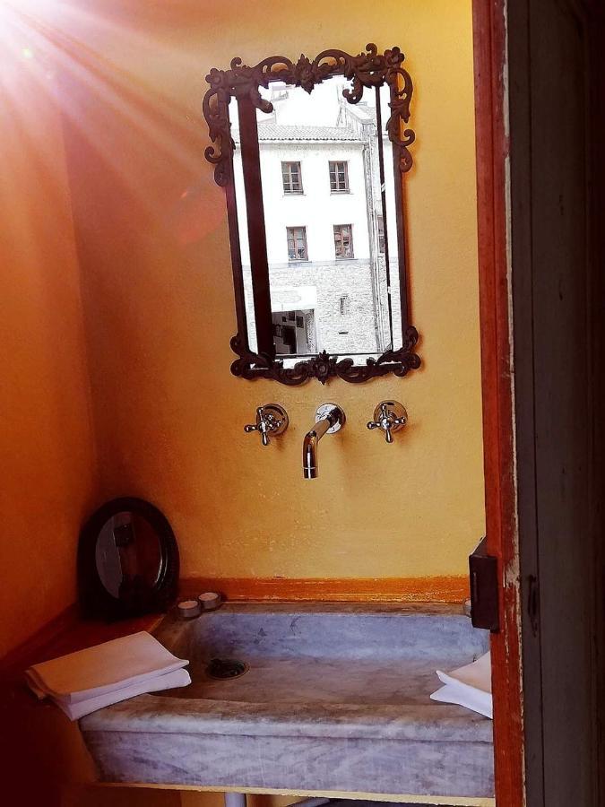 La Casa Rosa Bed and Breakfast Pigna Buitenkant foto