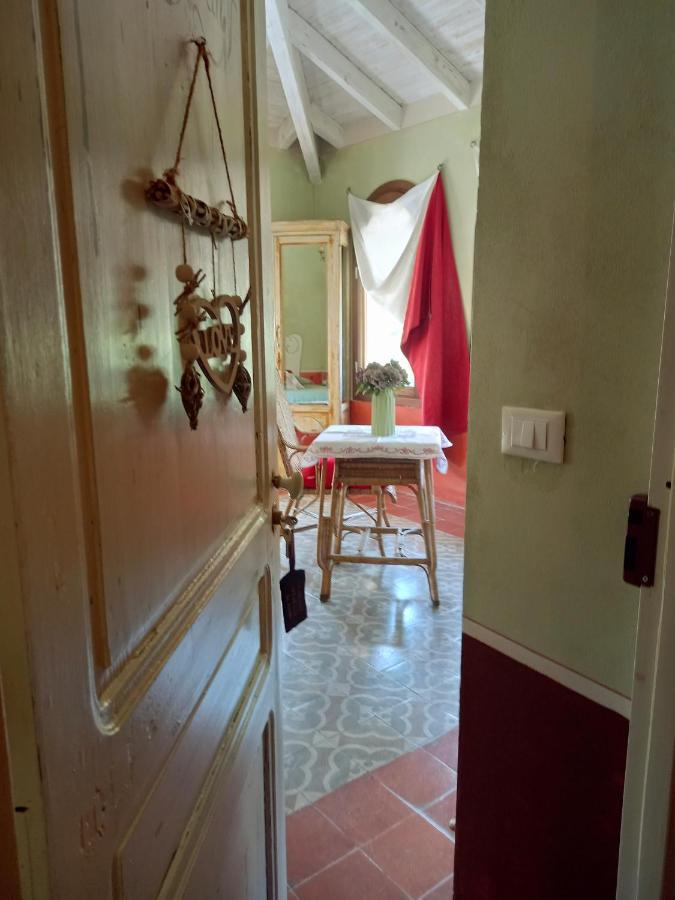 La Casa Rosa Bed and Breakfast Pigna Buitenkant foto