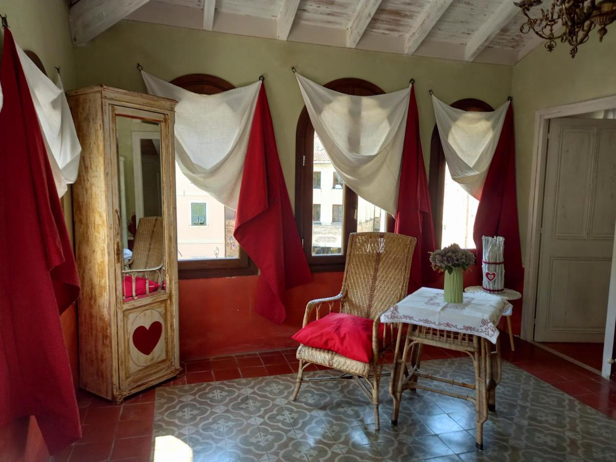 La Casa Rosa Bed and Breakfast Pigna Buitenkant foto