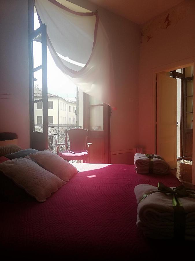 La Casa Rosa Bed and Breakfast Pigna Buitenkant foto