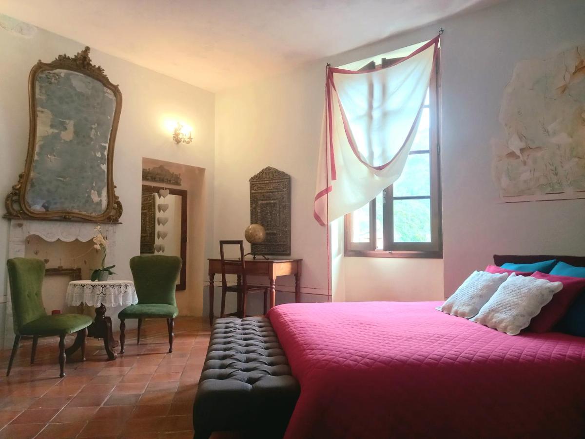 La Casa Rosa Bed and Breakfast Pigna Buitenkant foto