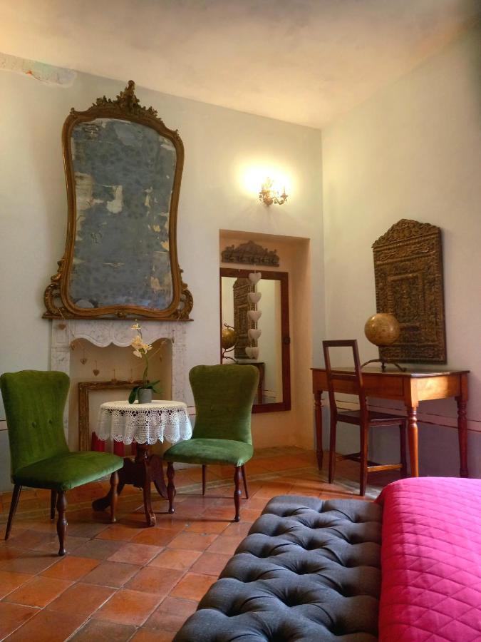 La Casa Rosa Bed and Breakfast Pigna Buitenkant foto