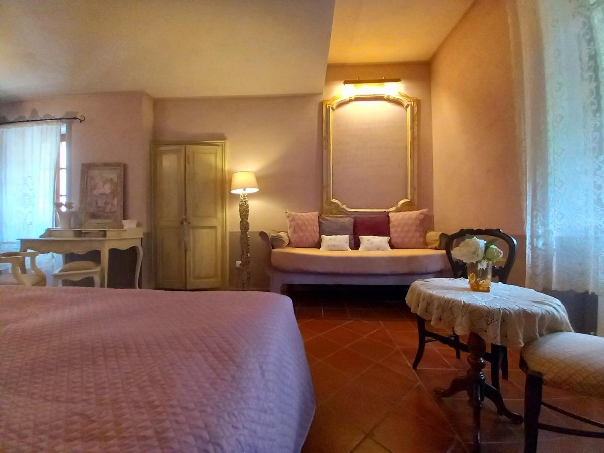La Casa Rosa Bed and Breakfast Pigna Buitenkant foto