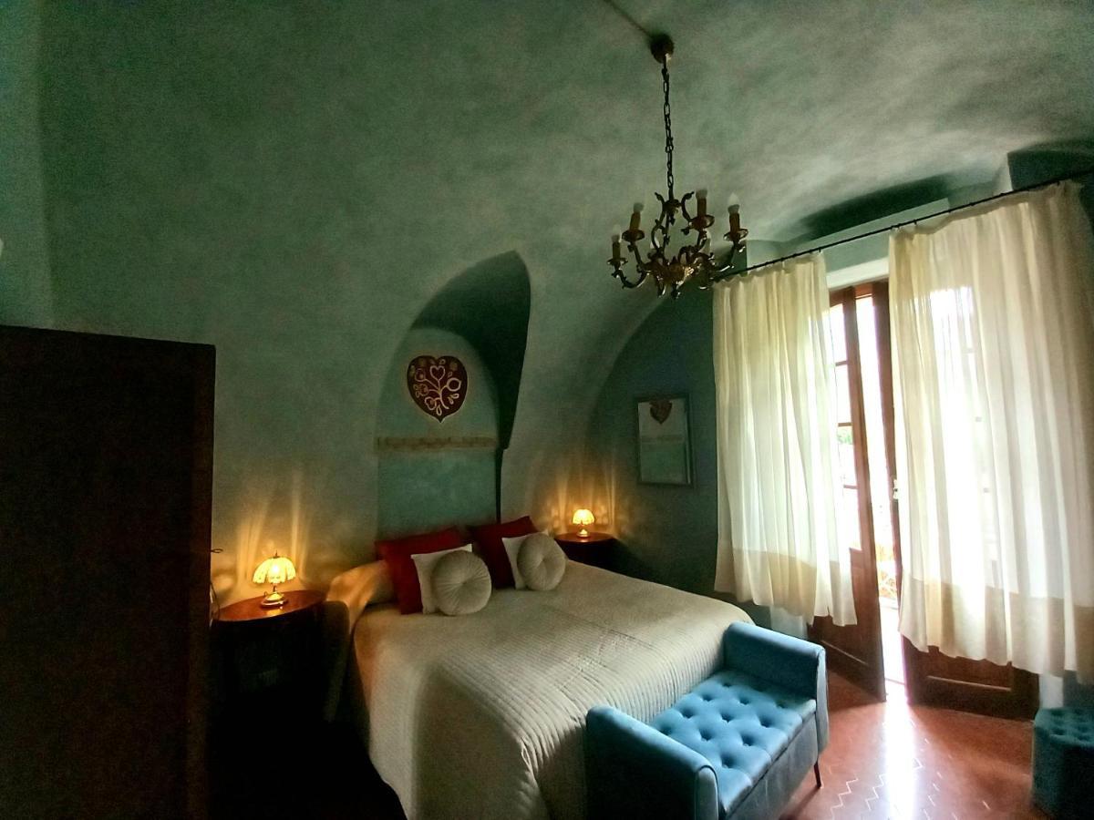 La Casa Rosa Bed and Breakfast Pigna Buitenkant foto