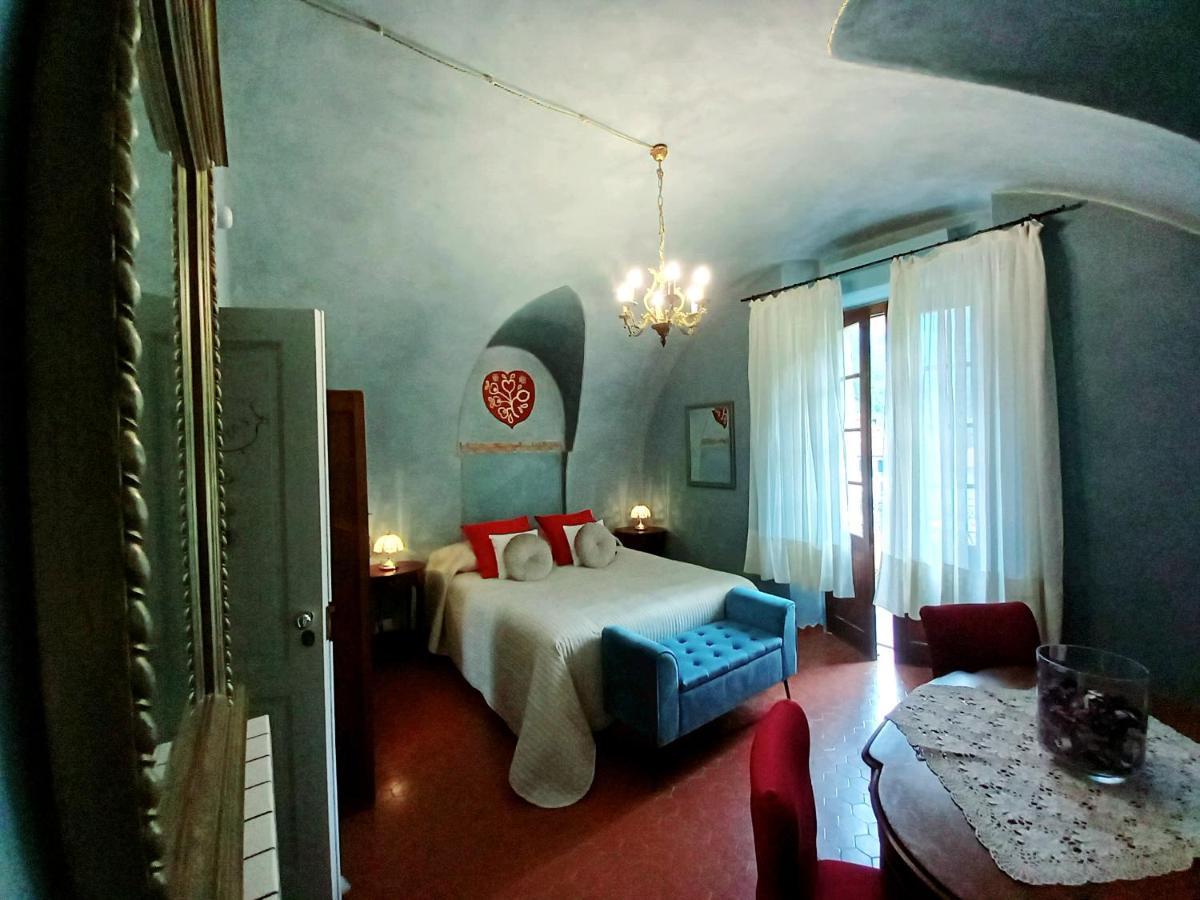 La Casa Rosa Bed and Breakfast Pigna Buitenkant foto