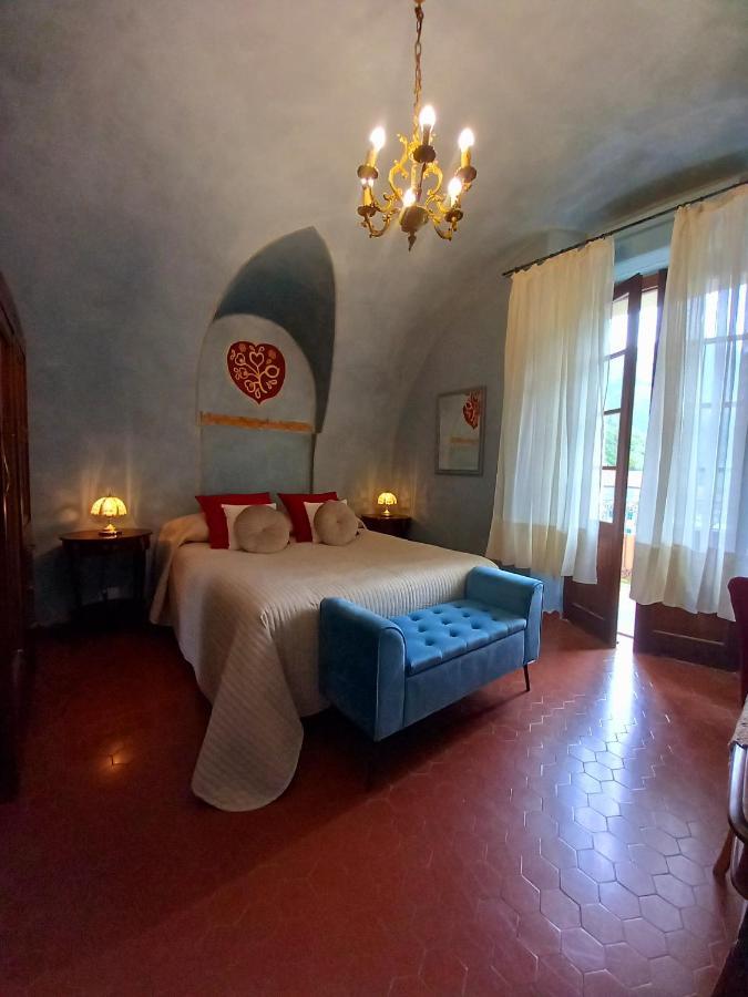 La Casa Rosa Bed and Breakfast Pigna Buitenkant foto
