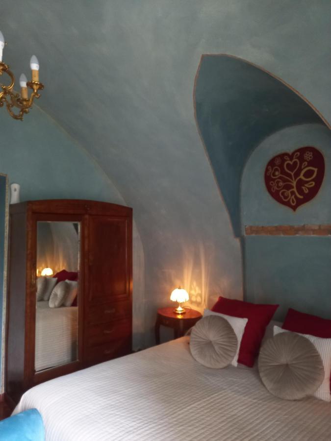 La Casa Rosa Bed and Breakfast Pigna Buitenkant foto