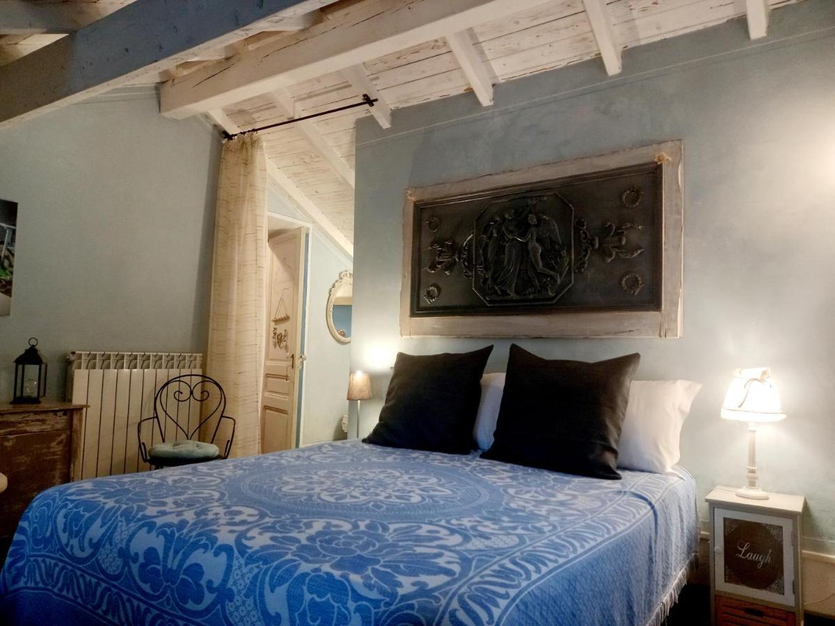 La Casa Rosa Bed and Breakfast Pigna Buitenkant foto