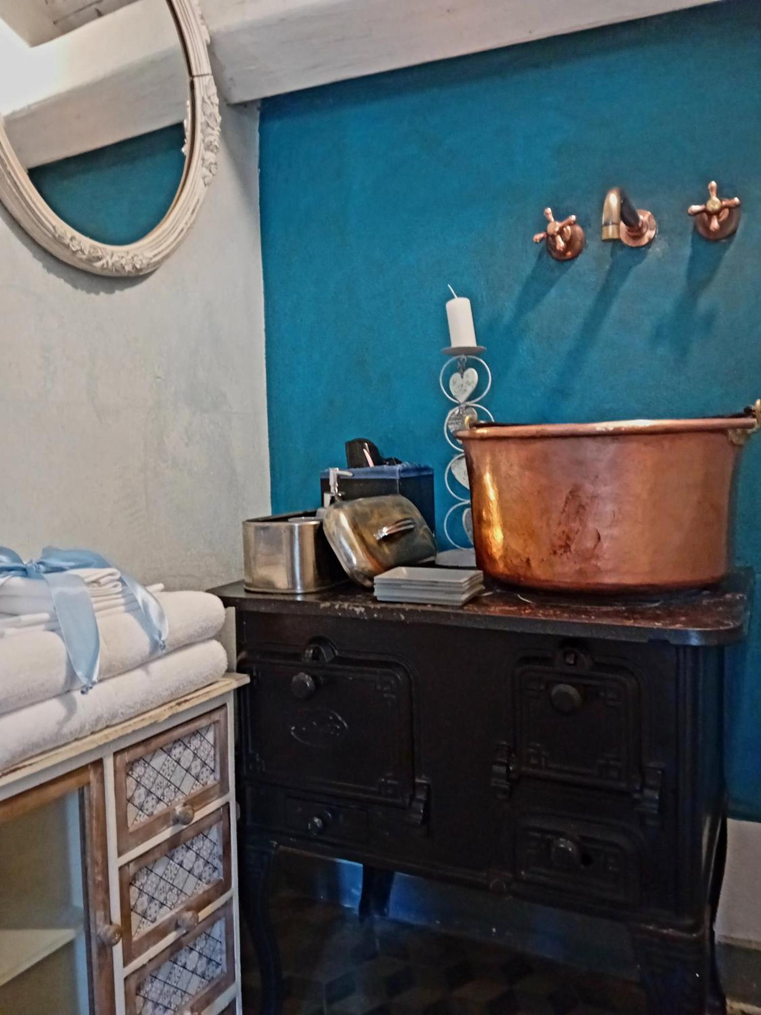 La Casa Rosa Bed and Breakfast Pigna Buitenkant foto